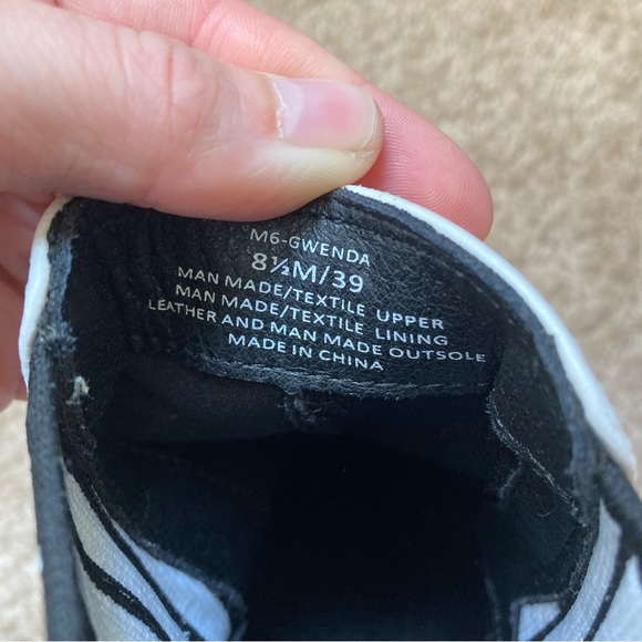 Mix No. 6 White Platform Chelsea Boots, 8.5 - Picture 7 of 8